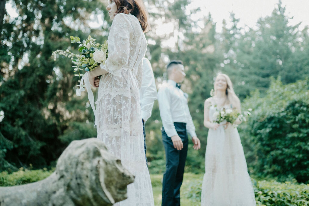 2146 Lisa Vigliotta Photography Cranberry Creek Gardens  Cinematic Fine Art Luxury Destination Wedding Photographer Toronto Europe