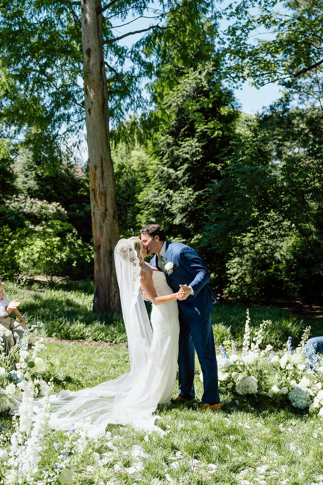 virginia-wedding-alex-ricky-sneaks-37