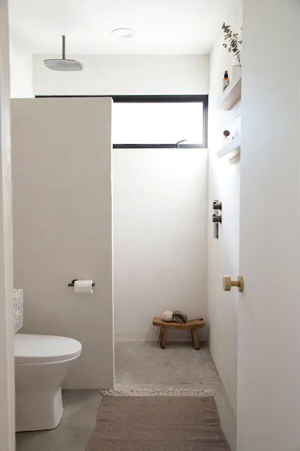 le-chacuel-airbnb-bathroom-2