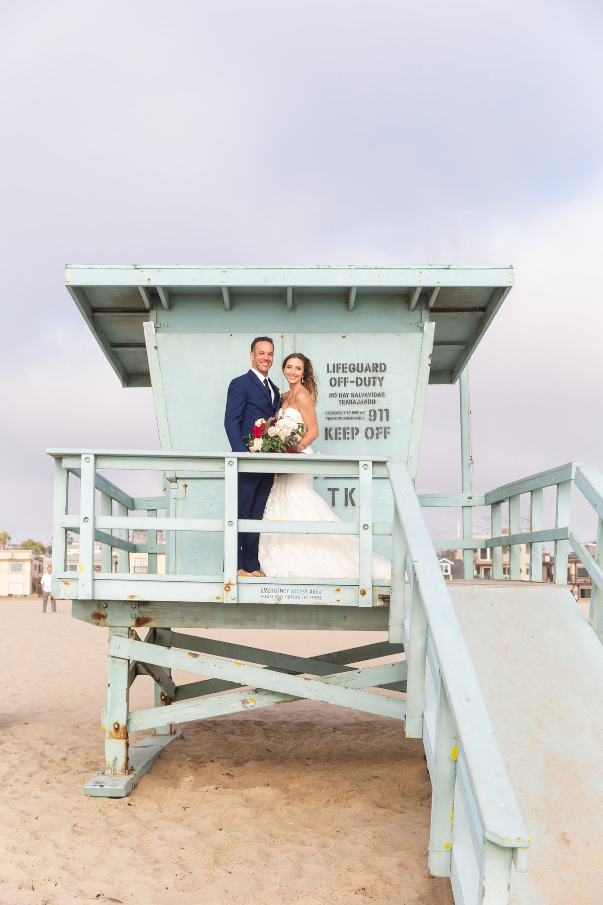 redondo-beach-hotel-wedding-california-cool-coastal-halley-lutz-wedding-photography