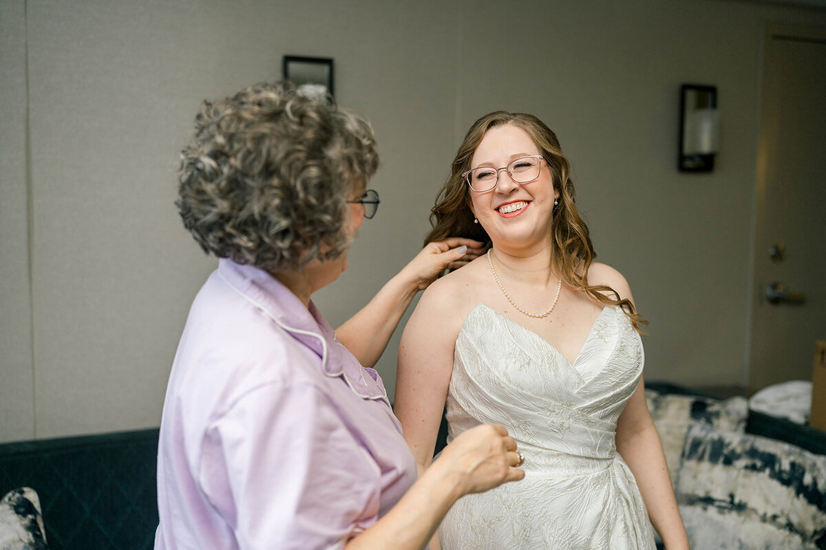 Eliana-Melmed-Photography-Chicago-LosAngeles-Jewish-WeddingPhotography-MargieReady-00083