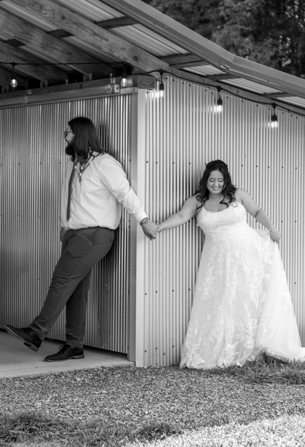Emotive Nashville wedding photographer