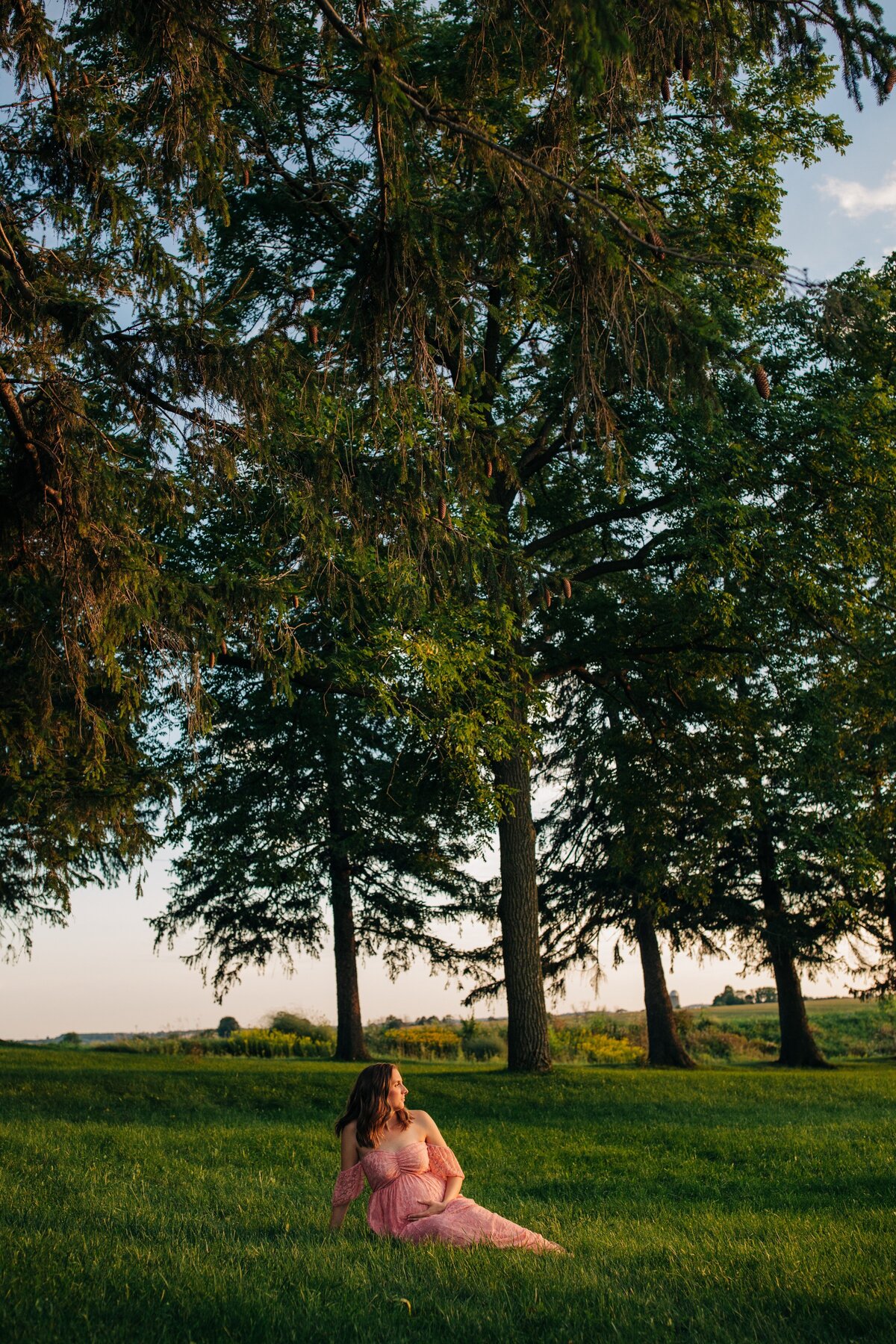 Outdoor-Country-Maternity-Session-MIlwaukee6
