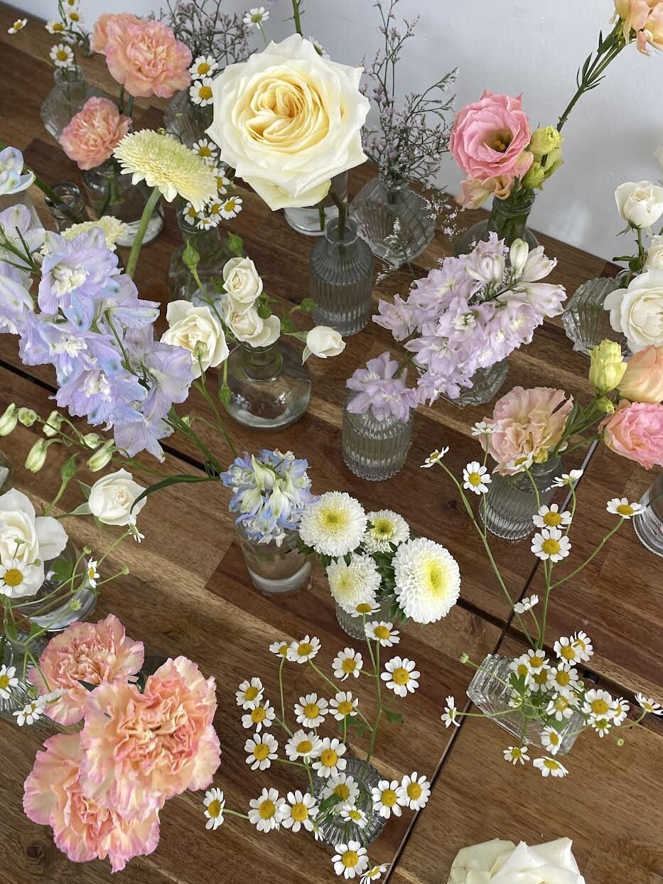 Bee's Blossoms Floral Studio Gold Coast Australia Florist Wedding Event Floral Design Flower Workshops Retail Deliveries Belle Clark Whimsical Romantic Lush Flowers Wedding Bouquets Centerpieces 1-4 11.28.48 pm