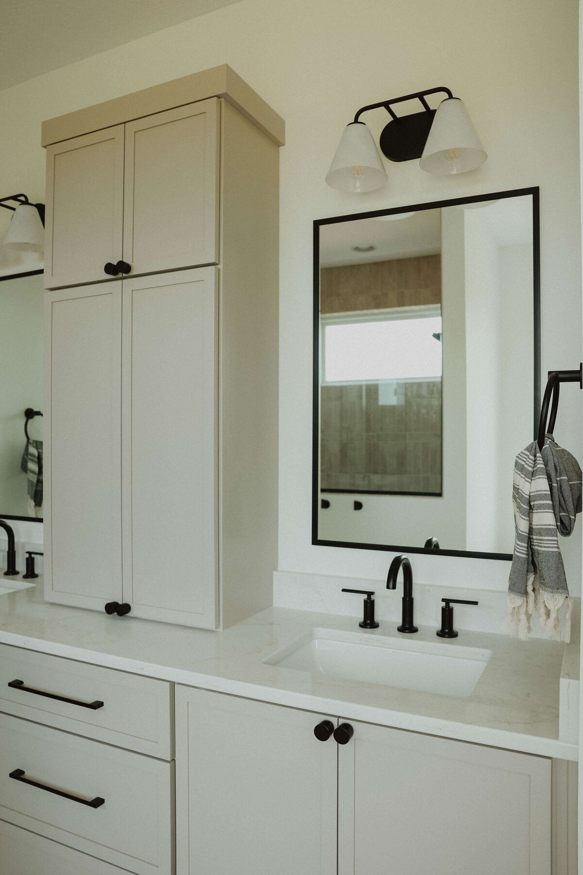 3034-Bathroom-Grimes-Central-Iowa-Custom-Home-JRL-Builders-3F1A2130