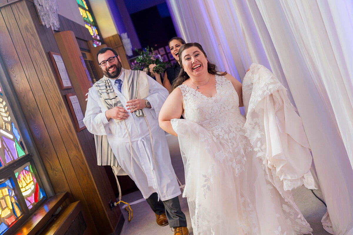 Eliana-Melmed-Photography-Chicago-LosAngeles-Jewish-WeddingPhotography-ElianaSklar-Chuppah-00239