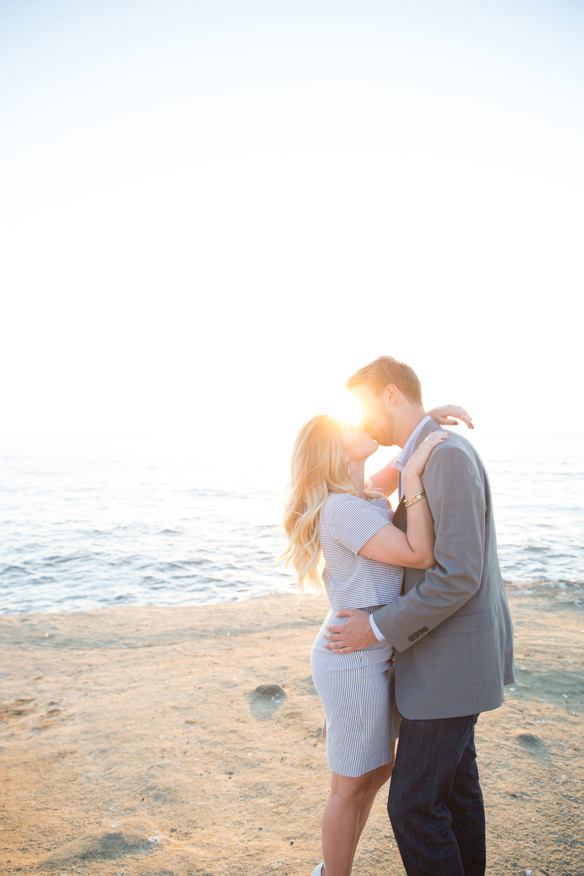 babsie-ly-photography-surprise-proposal-photographer-san-diego-california-sunset-cliffs-epic-scenery-012