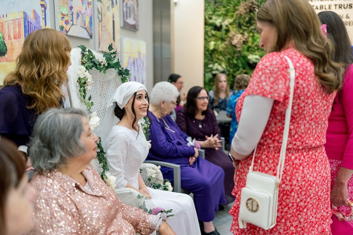 Eliana-Melmed-Photography-Chicago-LosAngeles-Jewish-WeddingPhotographer-CarmiKalman-KabbalatPanim-00098