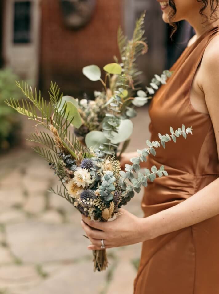 honey-and-the-moon-florals (22)