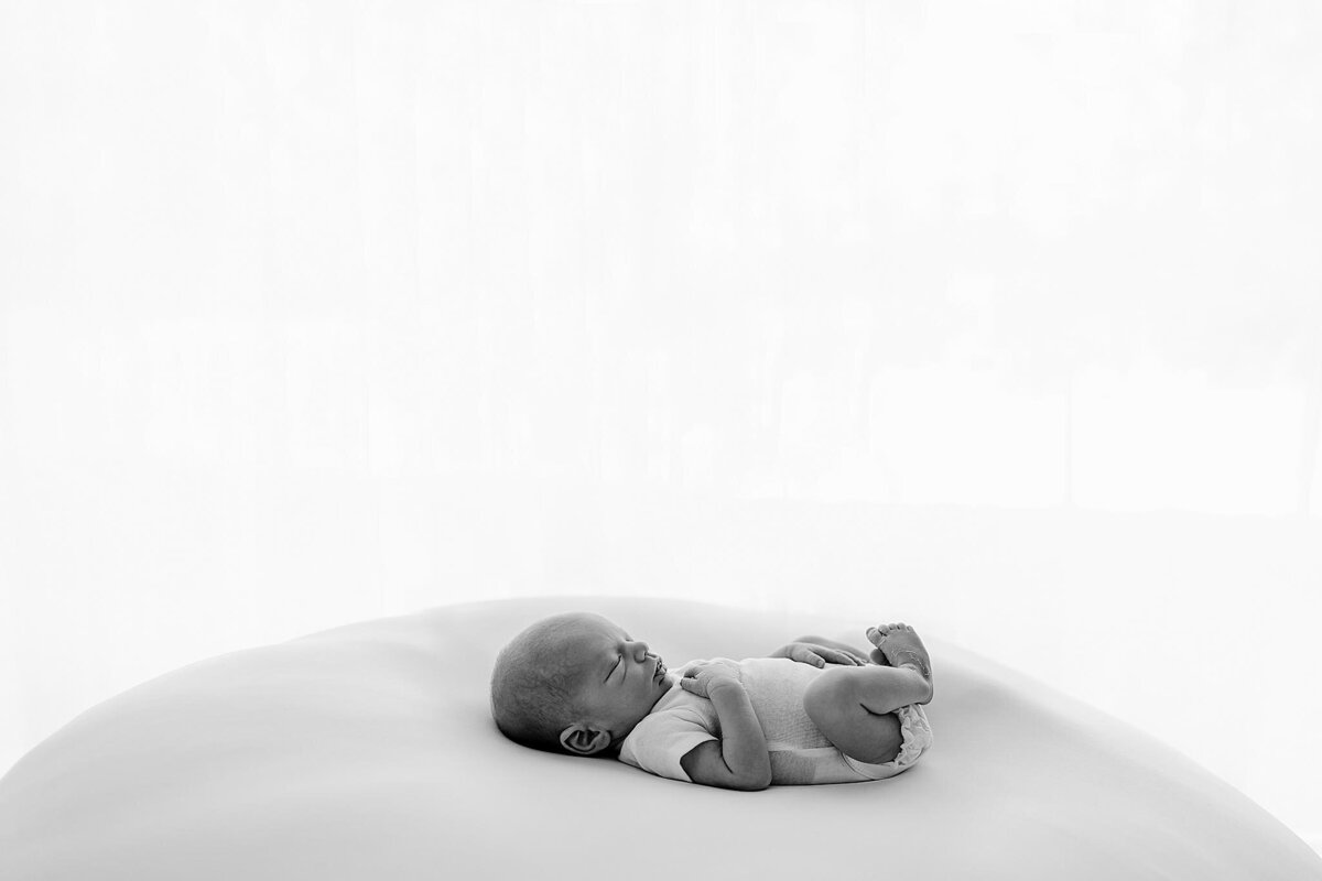 Navarre-Newborn-Photographer-95