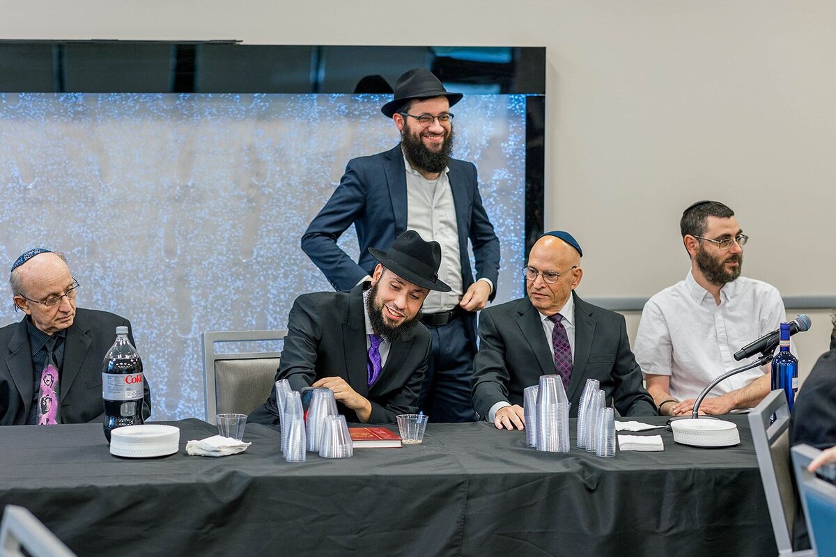 Eliana-Melmed-Photography-Chicago-LosAngeles-Jewish-WeddingPhotographer-CarmiKalman-Tisch-00145