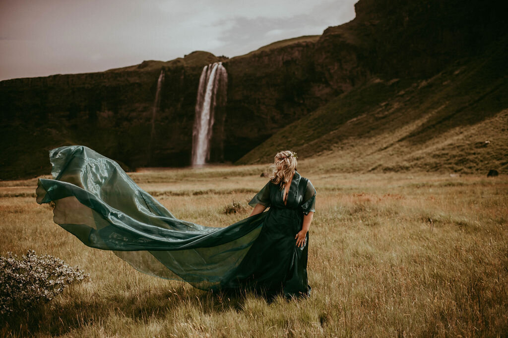 Sharlie-Faye-Honeymoon-Adventure-Photography - Waterfall