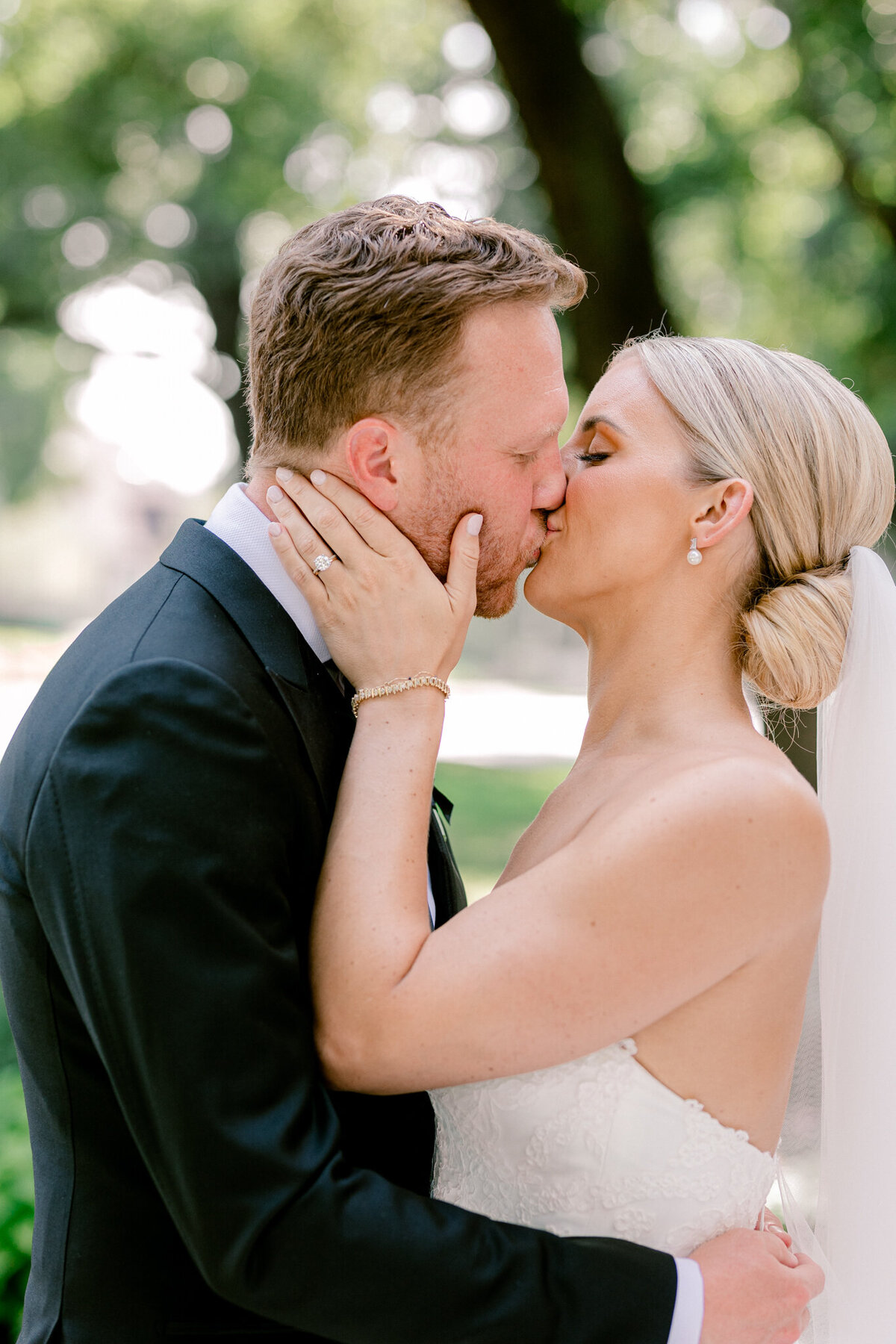 Katelyn & Kyle's Wedding at the Adolphus Hotel | Dallas Wedding Photographer | Sami Kathryn Photography-212