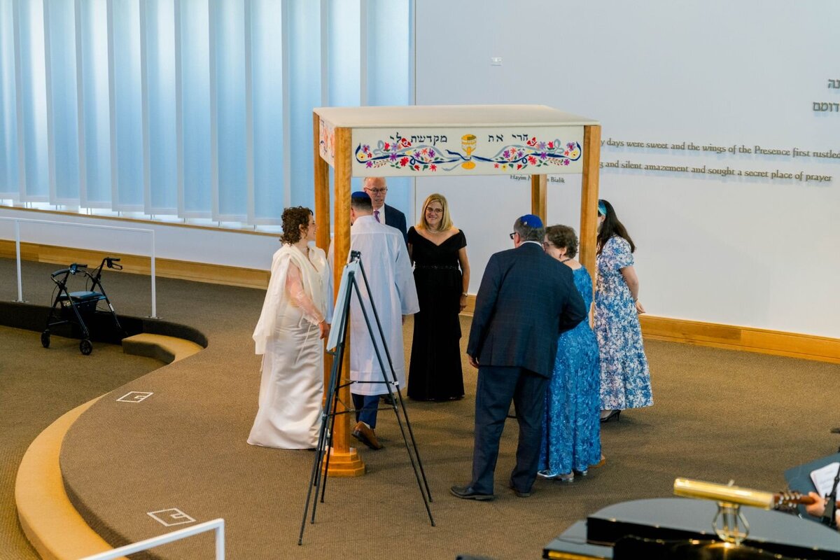 Eliana-Melmed-Photography-Chicago-LosAngeles-Jewish-WeddingPhotography-ShulaNoah-Chuppah-00289