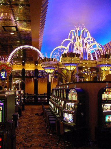 Unwind in style at Planet Hollywood Casino. Explore a world of gaming, dining, and entertainment on the Strip.
