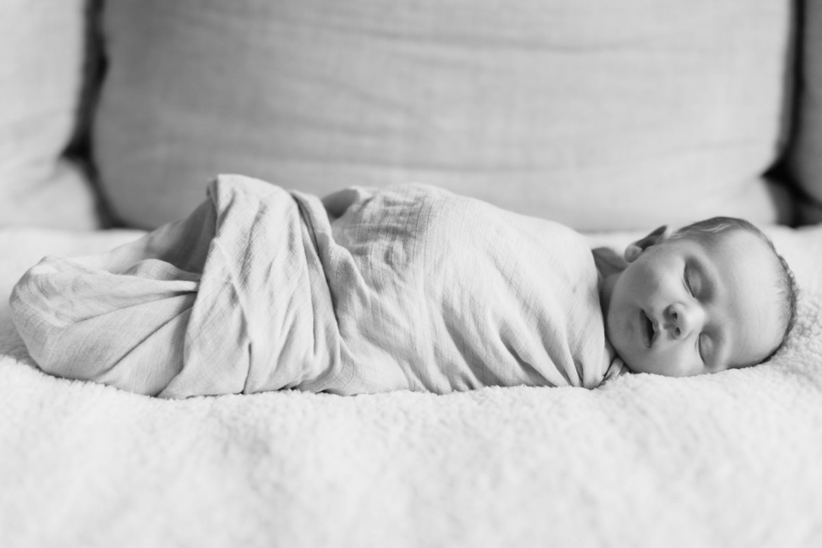 Conrad-Newborn-LindsayMaddenPhotography-56