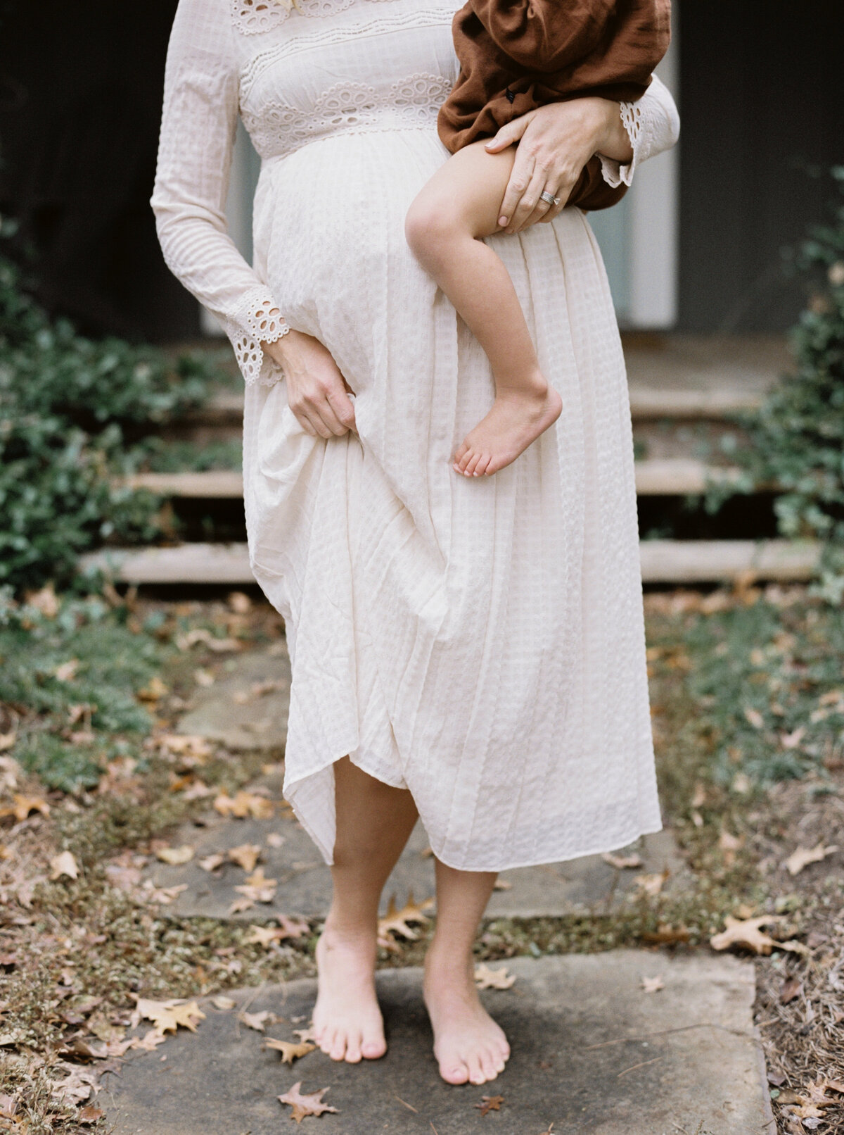 Motherhood-Growing-Family-Session-Melanie-Gabrielle-Photography-17