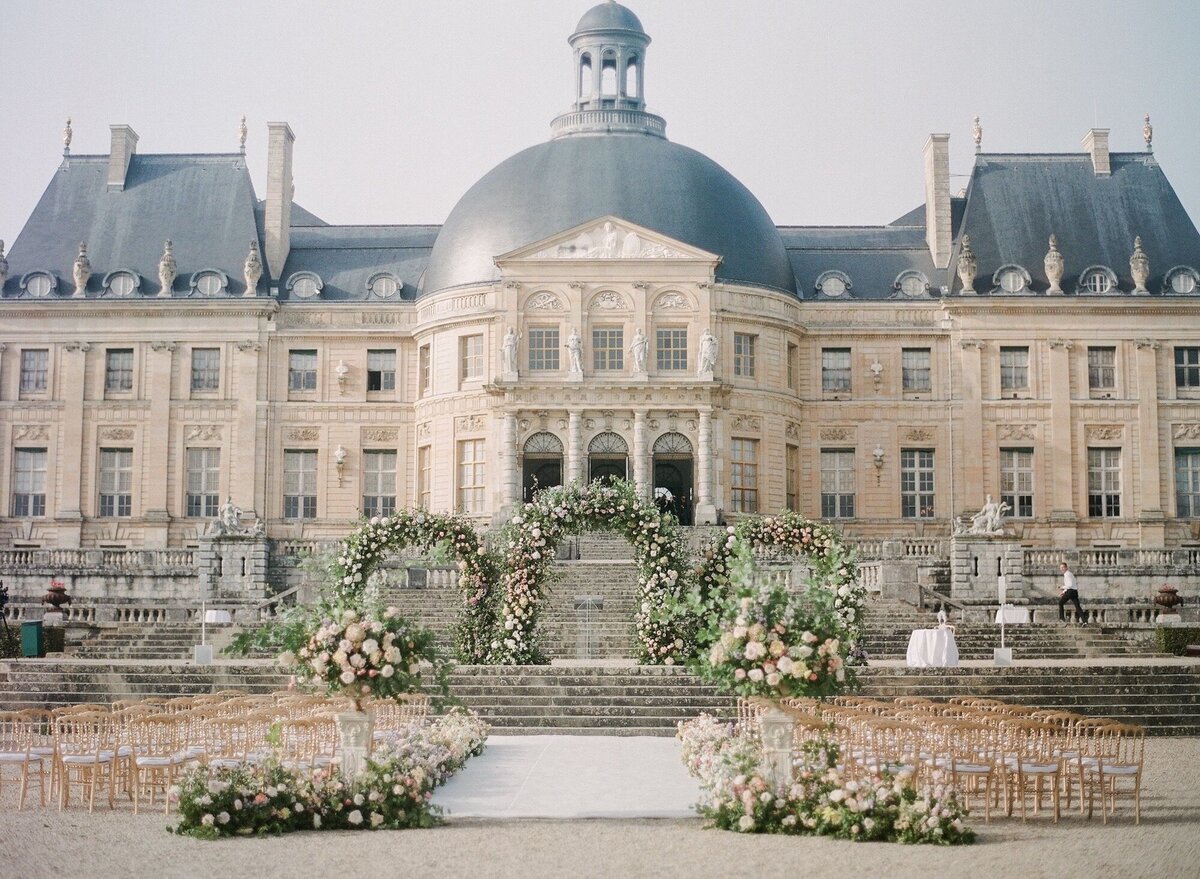 Chateau-de-Vaux-le-Vicomte-wedding-florist-Floraison25