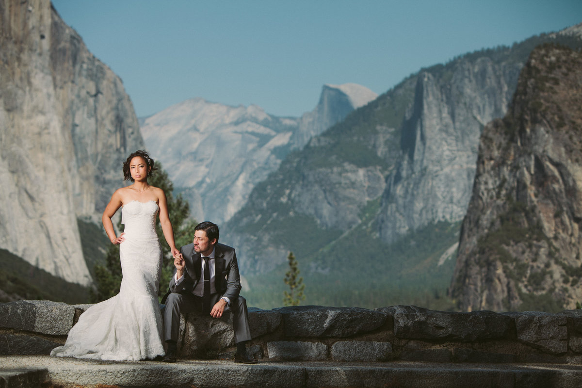 Bride and Groom at tunnel view in Yosemite National Park