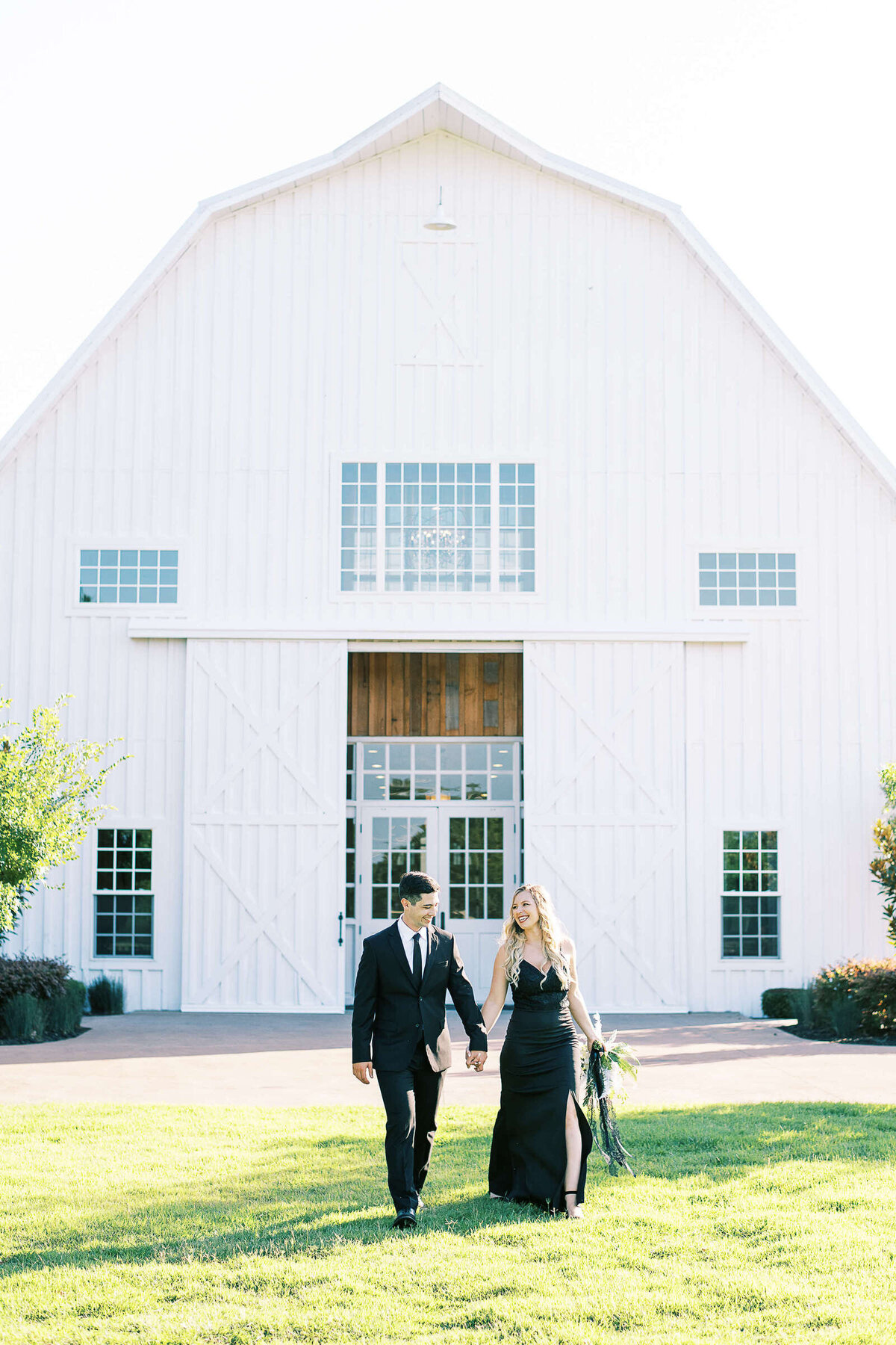 26 The White Sparrow Barn North Texas Engagement Kate Panza Photography Laura Lee and Justus