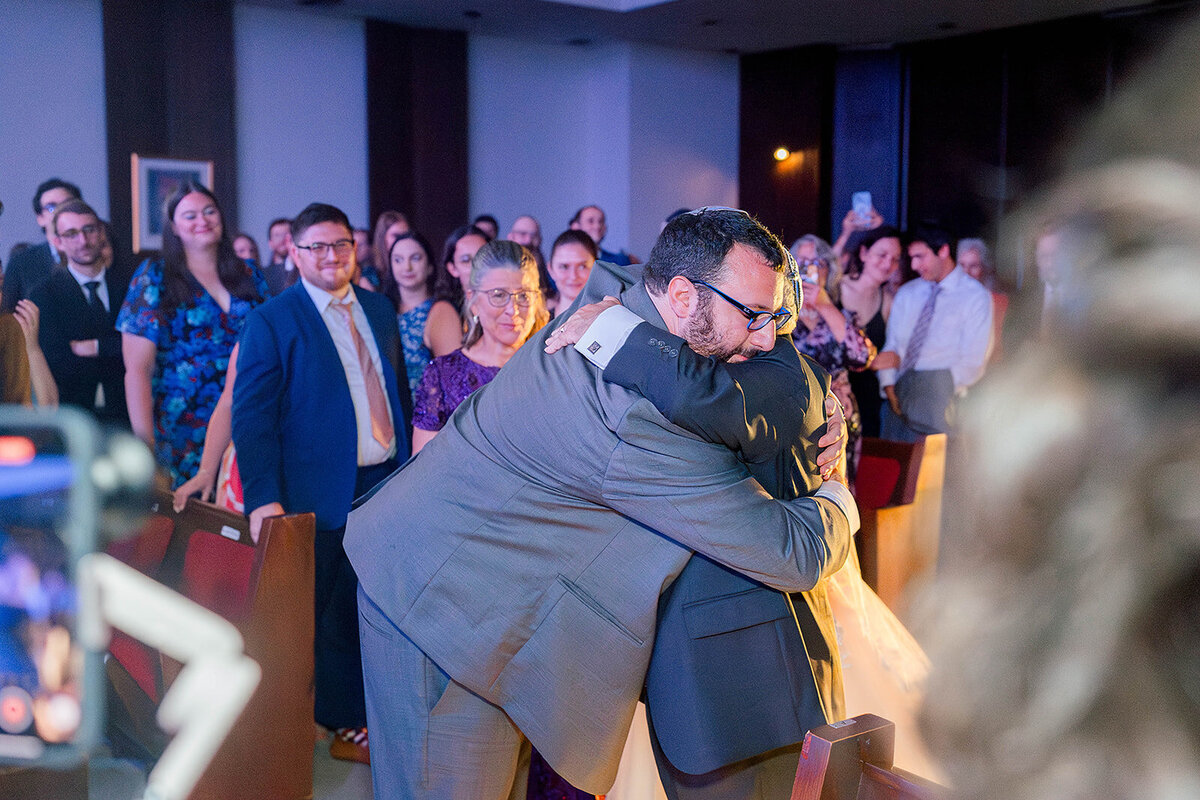 Eliana-Melmed-Photography-Chicago-LosAngeles-Jewish-WeddingPhotography-ElianaSklar-Chuppah-00090