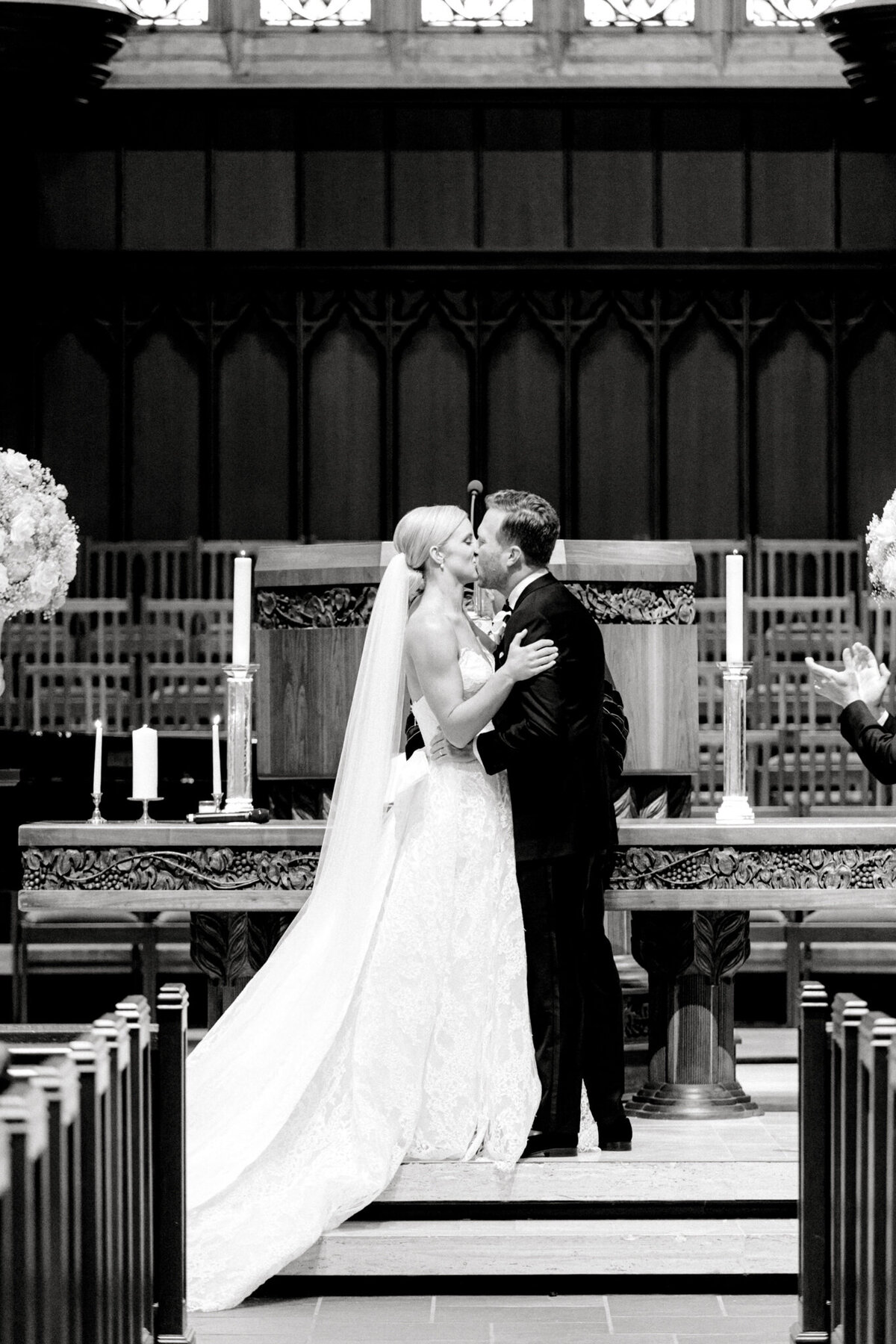 Katelyn & Kyle's Wedding at the Adolphus Hotel | Dallas Wedding Photographer | Sami Kathryn Photography-167