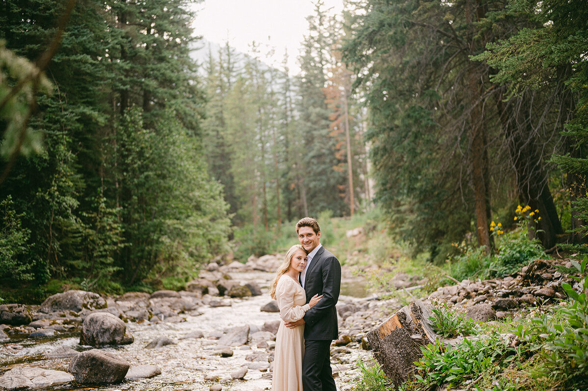 whimsical-vail-village-summer-engagement-by-jacie-marguerite-7