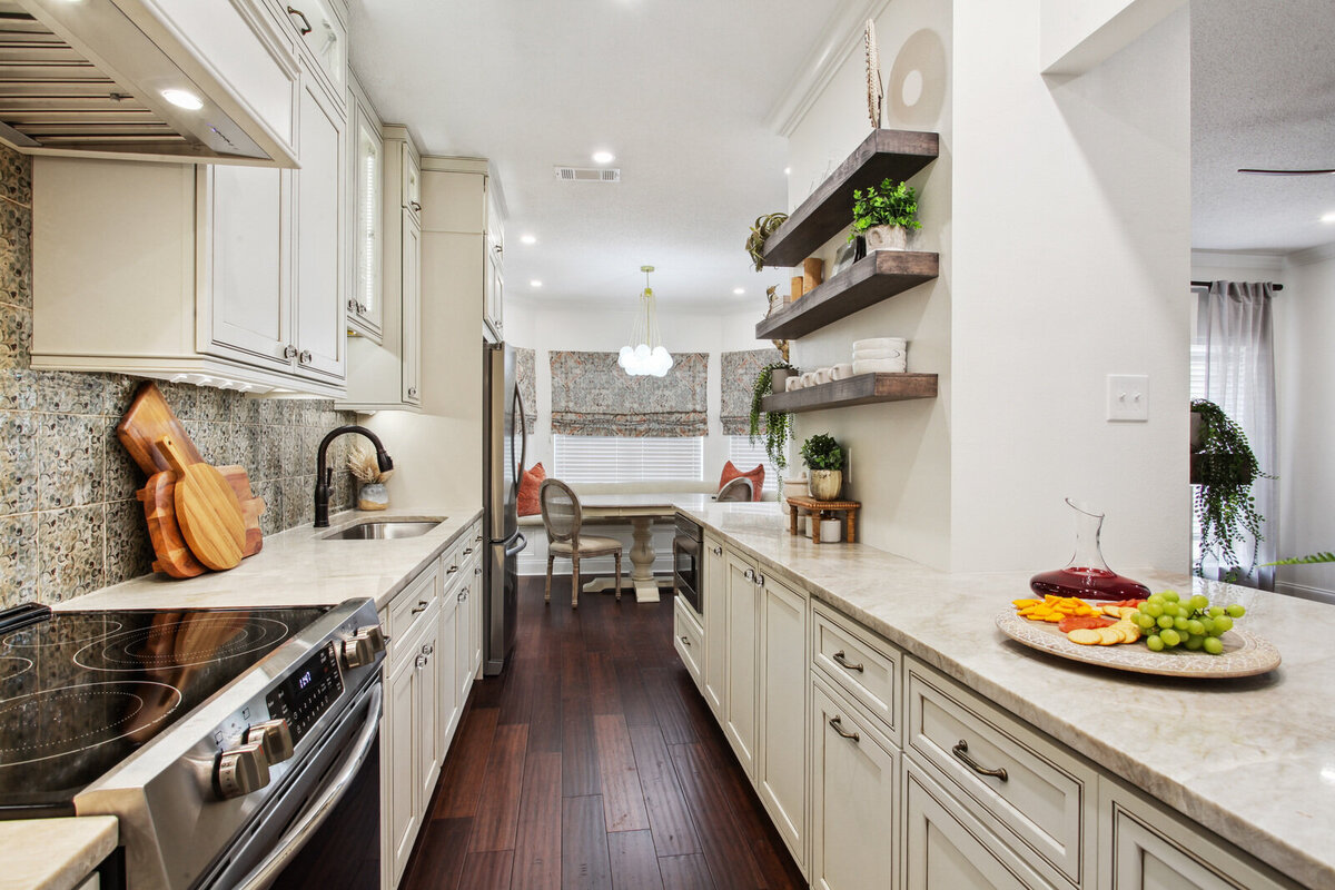 232313_003_1600x1067_mls