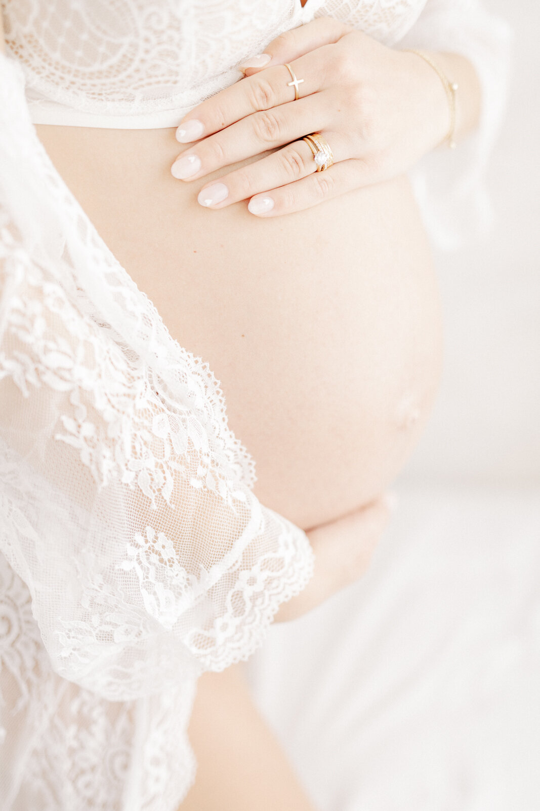 Maternity Photography in Bay Village
