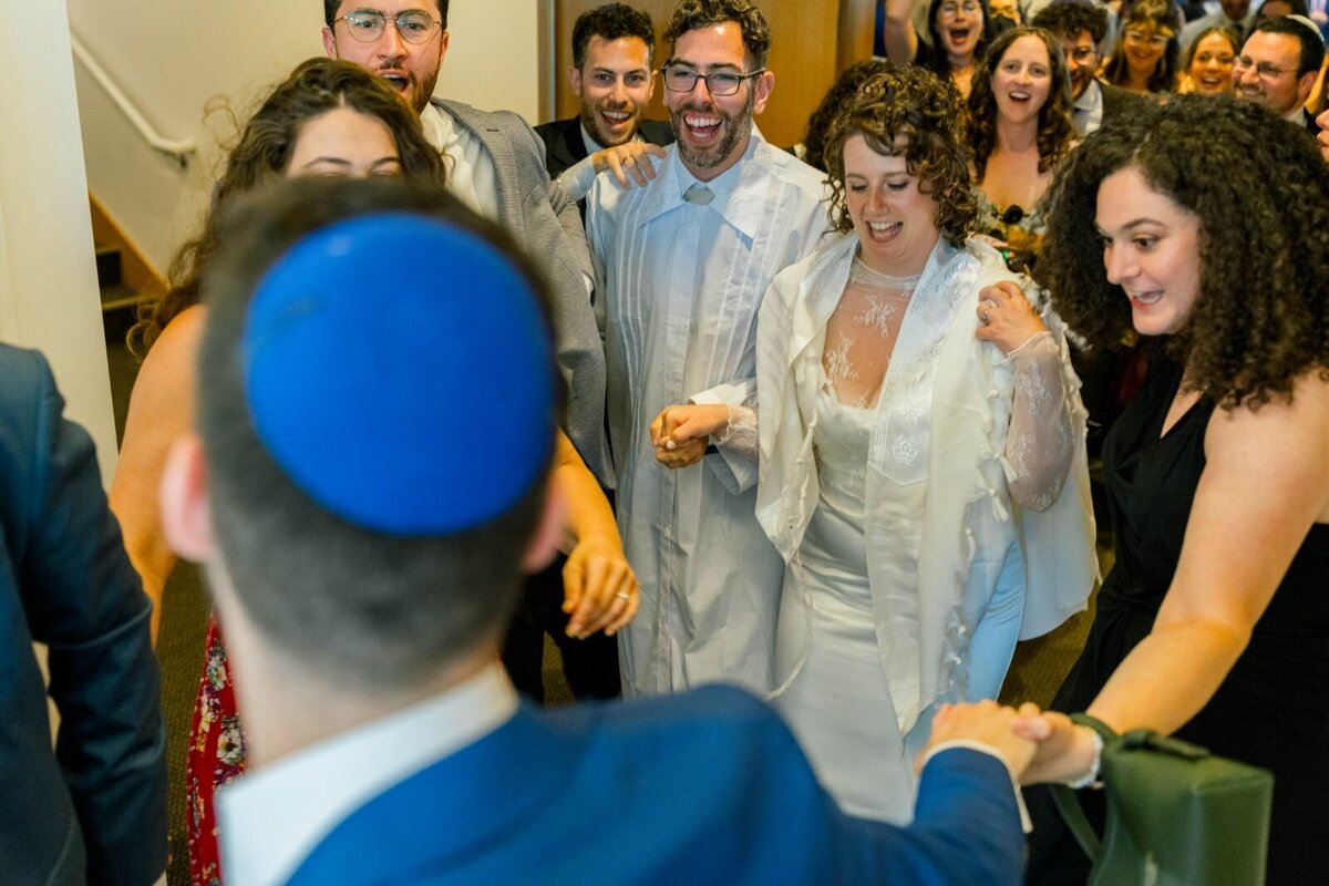 Eliana-Melmed-Photography-Chicago-LosAngeles-Jewish-WeddingPhotography-ShulaNoah-Chuppah-00161