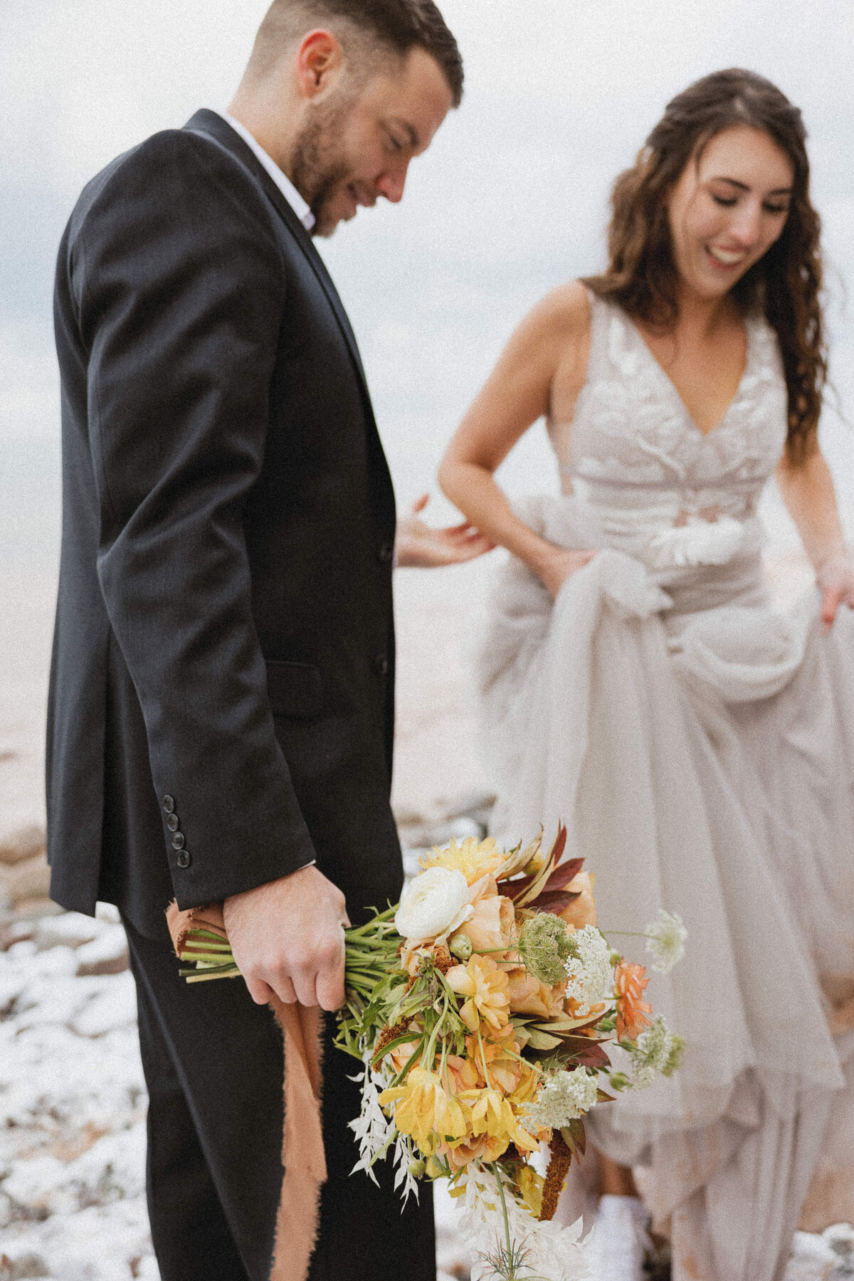 Rock&WanderPhotoCo-upstate-ny-chimney-bluffs-elopement-jamie-&-steve-62
