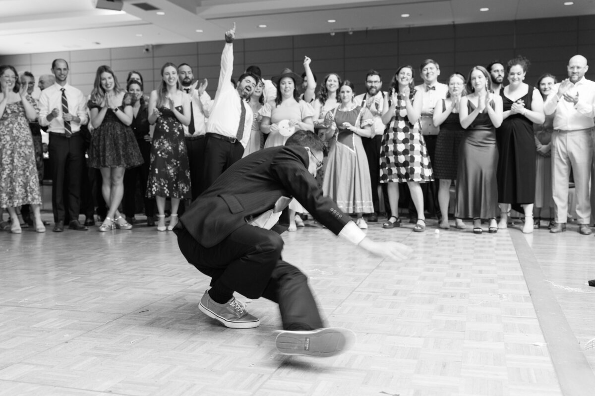 Eliana-Melmed-Photography-Chicago-LosAngeles-Jewish-WeddingPhotography-ShulaNoah-Shtick-00285