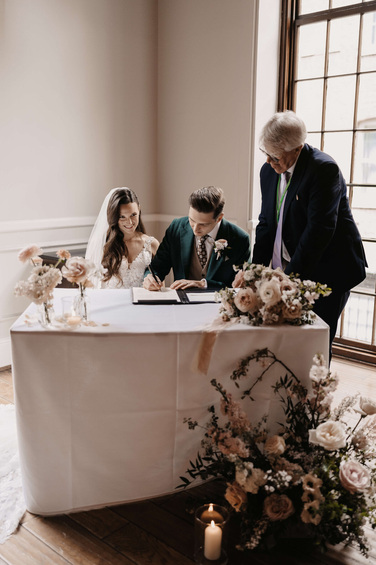 Pesh-Flowers-London-Wedding-Florist-The-Brewery-London43