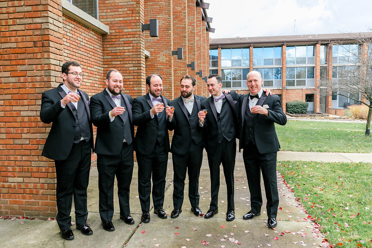 Eliana-Melmed-Photography-Chicago-LosAngeles-Jewish-WeddingPhotography-AndrewReady-00039