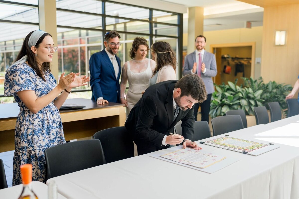Eliana-Melmed-Photography-Chicago-LosAngeles-Jewish-WeddingPhotography-ShulaNoah-Ketubah-00071