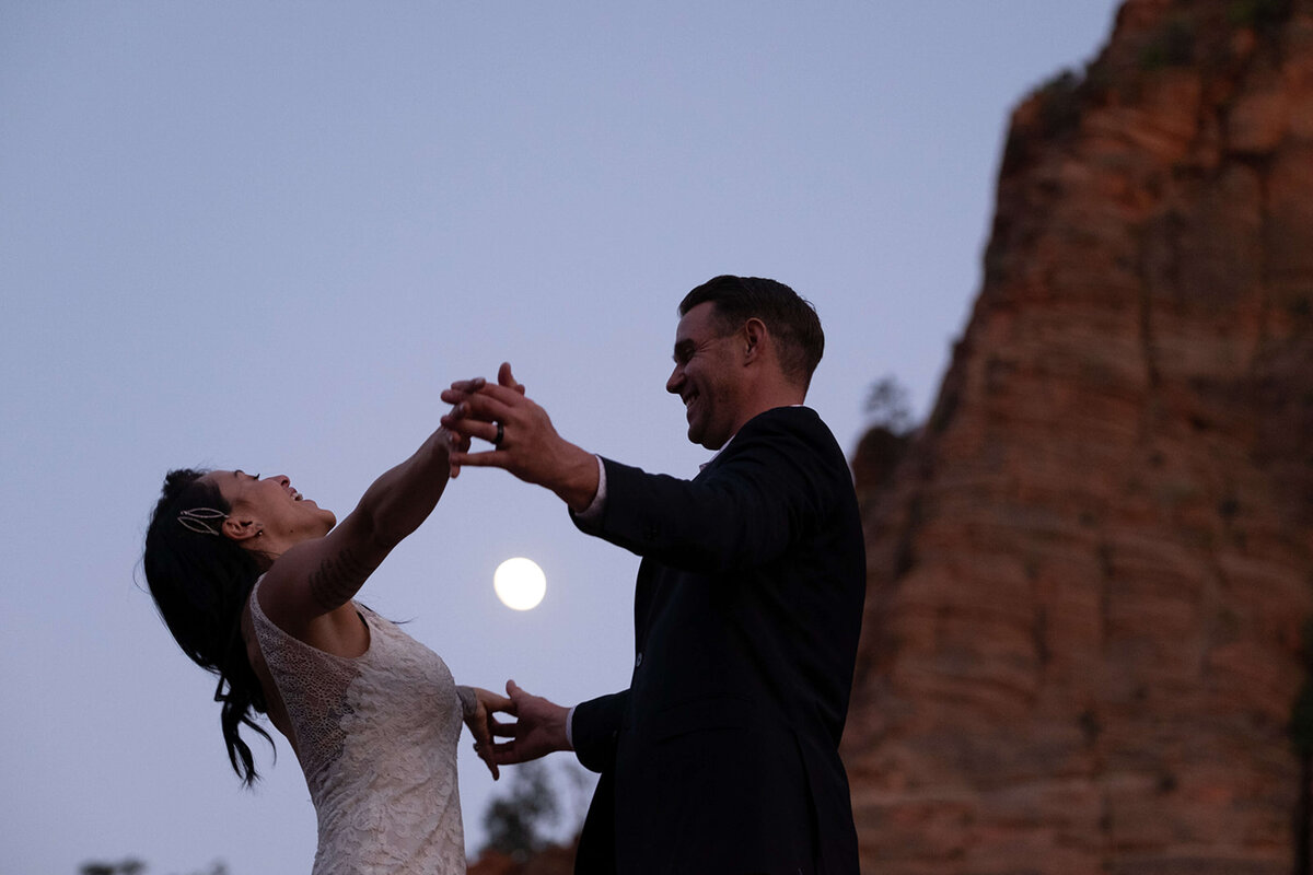 zion-national-park-elopement-wedding-photographer-15