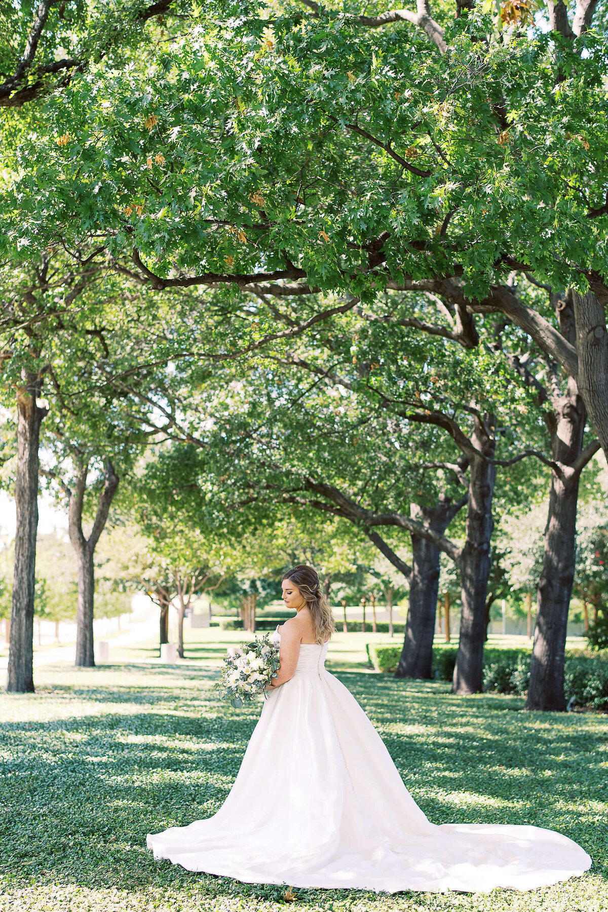 Brittney Bridals Kimbell Art Museum_Kate Panza Photography-1
