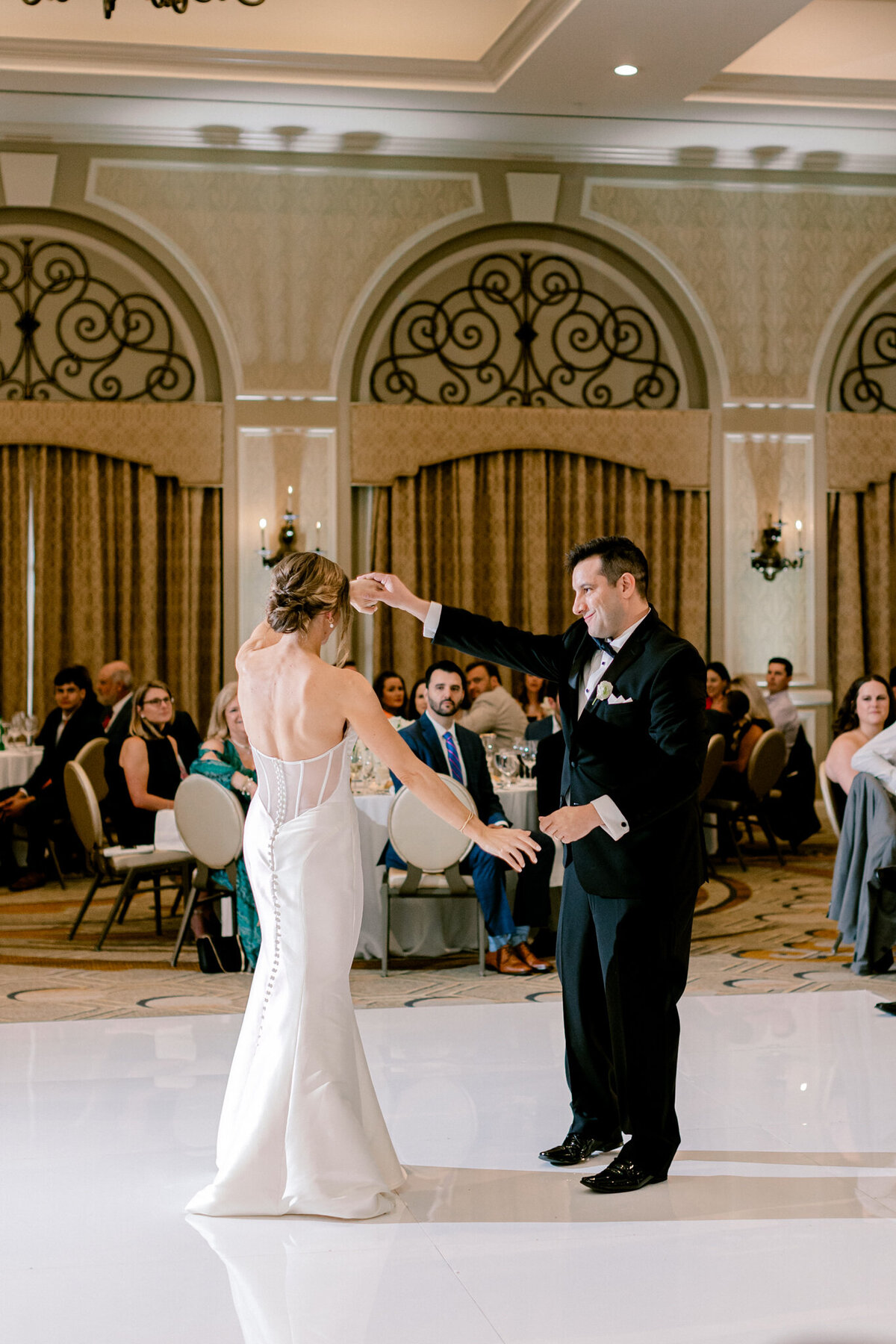 Virginia & Michael's Wedding at the Adolphus Hotel | Dallas Wedding Photographer | Sami Kathryn Photography-197