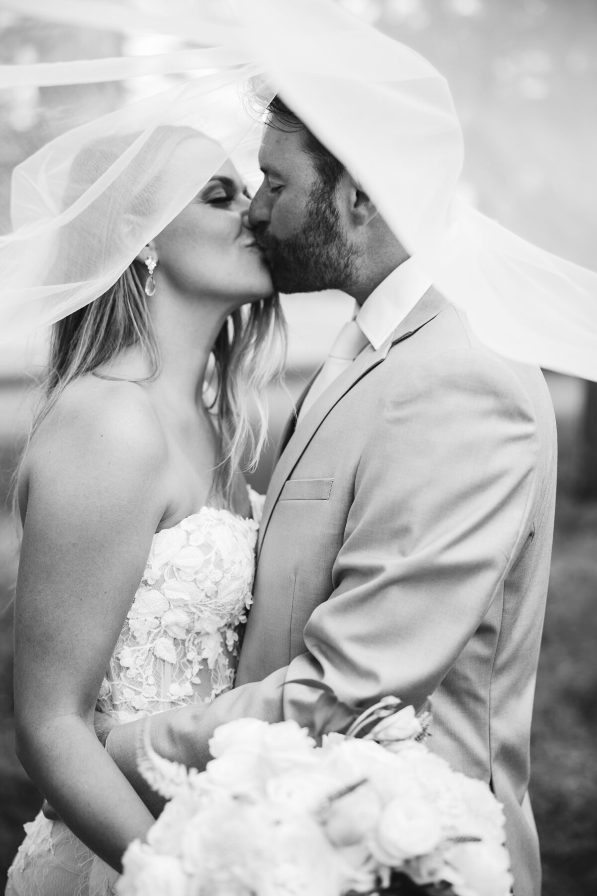Minnesota-Alyssa Ashley Photography-Holly + Mac wedding-15