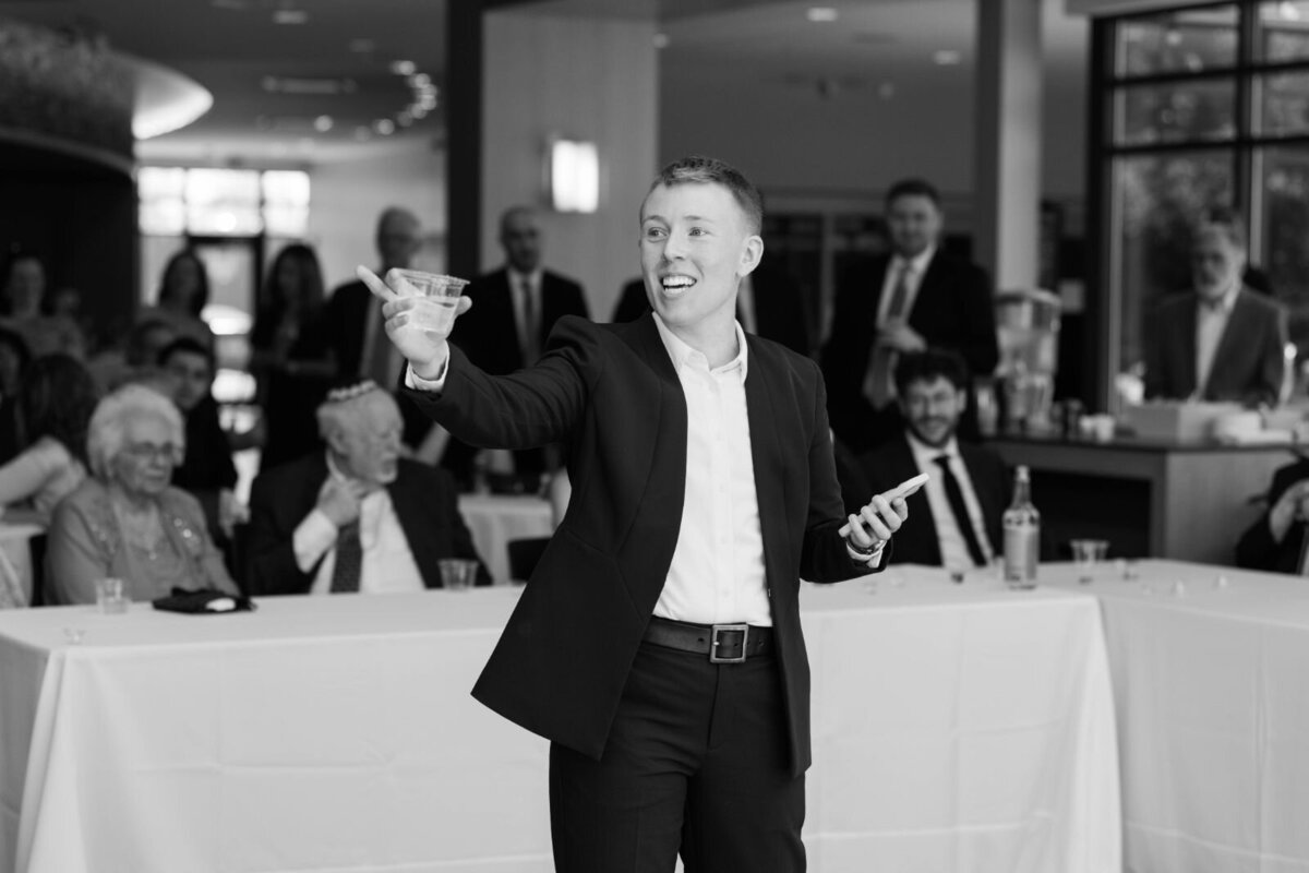 Eliana-Melmed-Photography-Chicago-LosAngeles-Jewish-WeddingPhotography-ShulaNoah-Tisch-00141