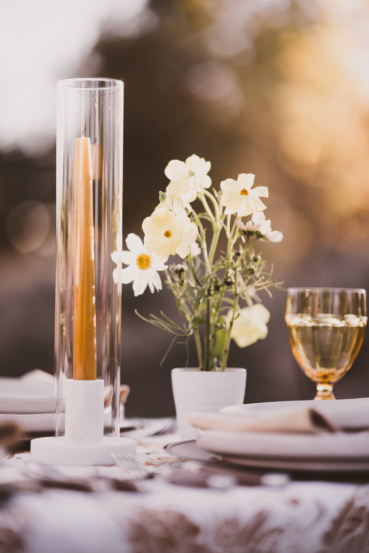 Gold candle tapers wedding tablescape