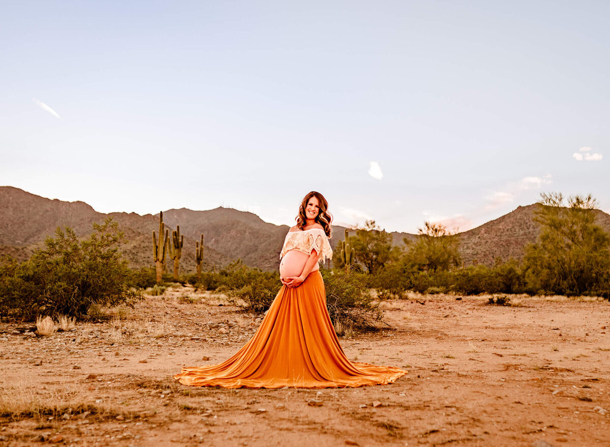 boho dress on mom in AZ captured by maternity photographer Amber of Cactus & Pine Photography LLC