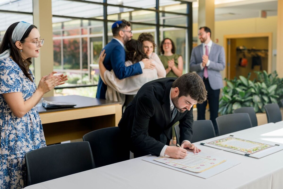 Eliana-Melmed-Photography-Chicago-LosAngeles-Jewish-WeddingPhotography-ShulaNoah-Ketubah-00070