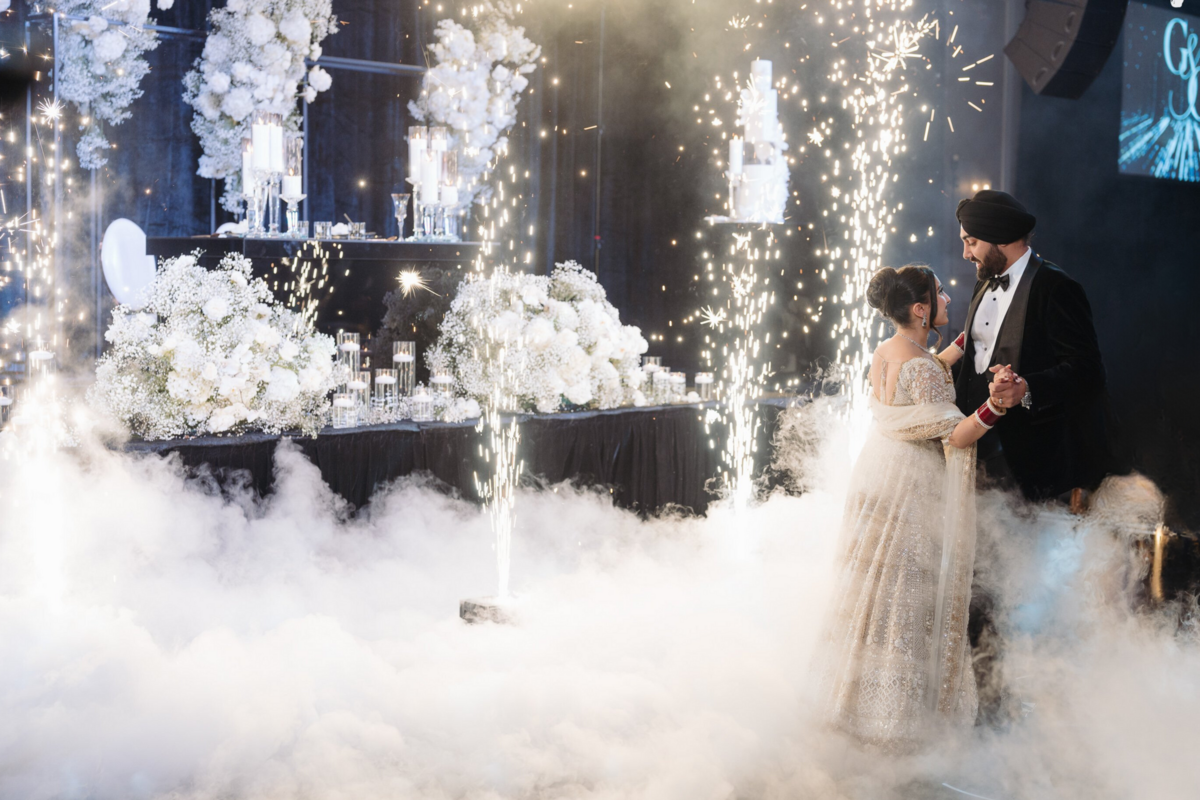 kavita-mohan-blue-white-babysbreath-wedding-reception-bride-groom-dance