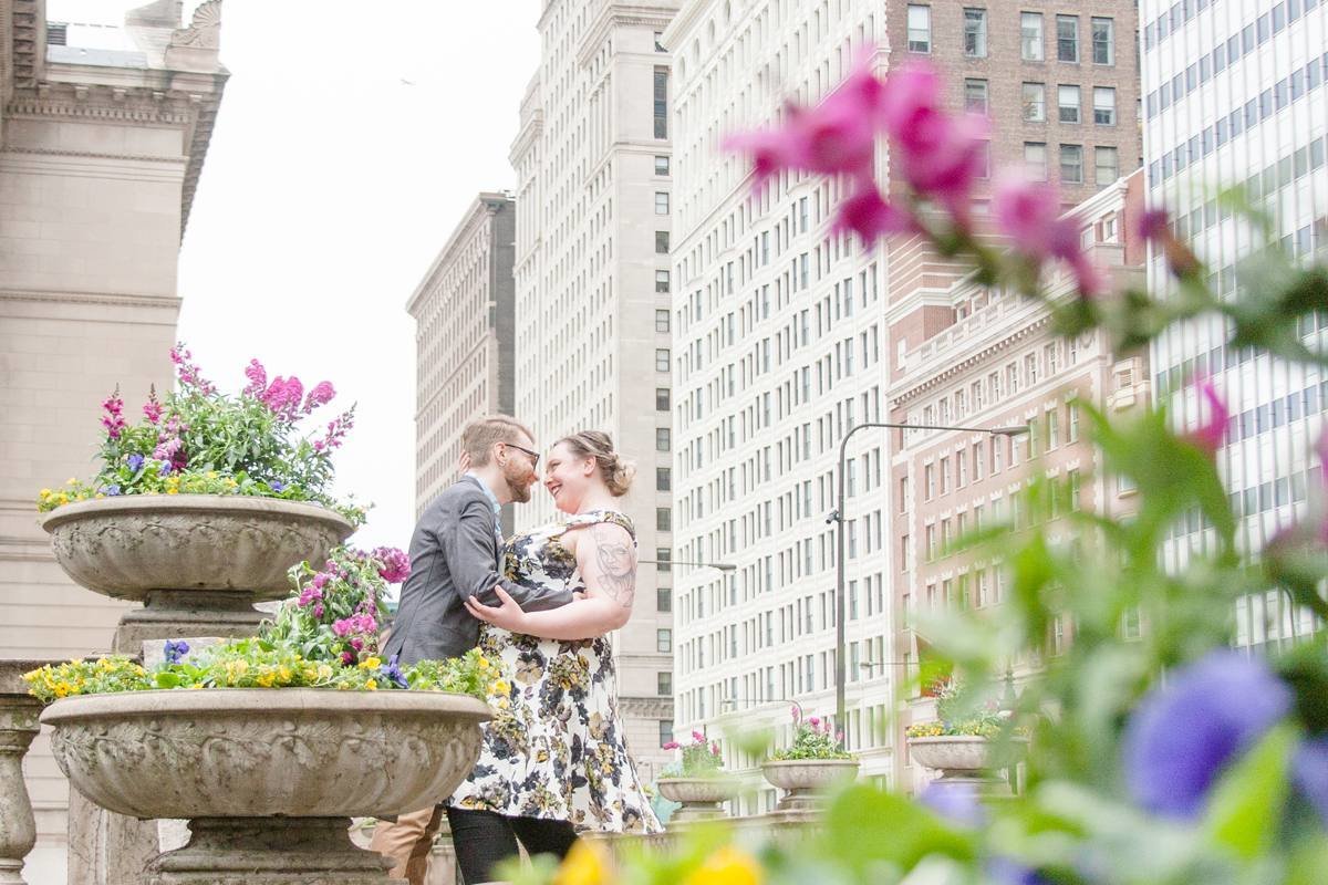 downtown-chicago-illinois-engagement-session