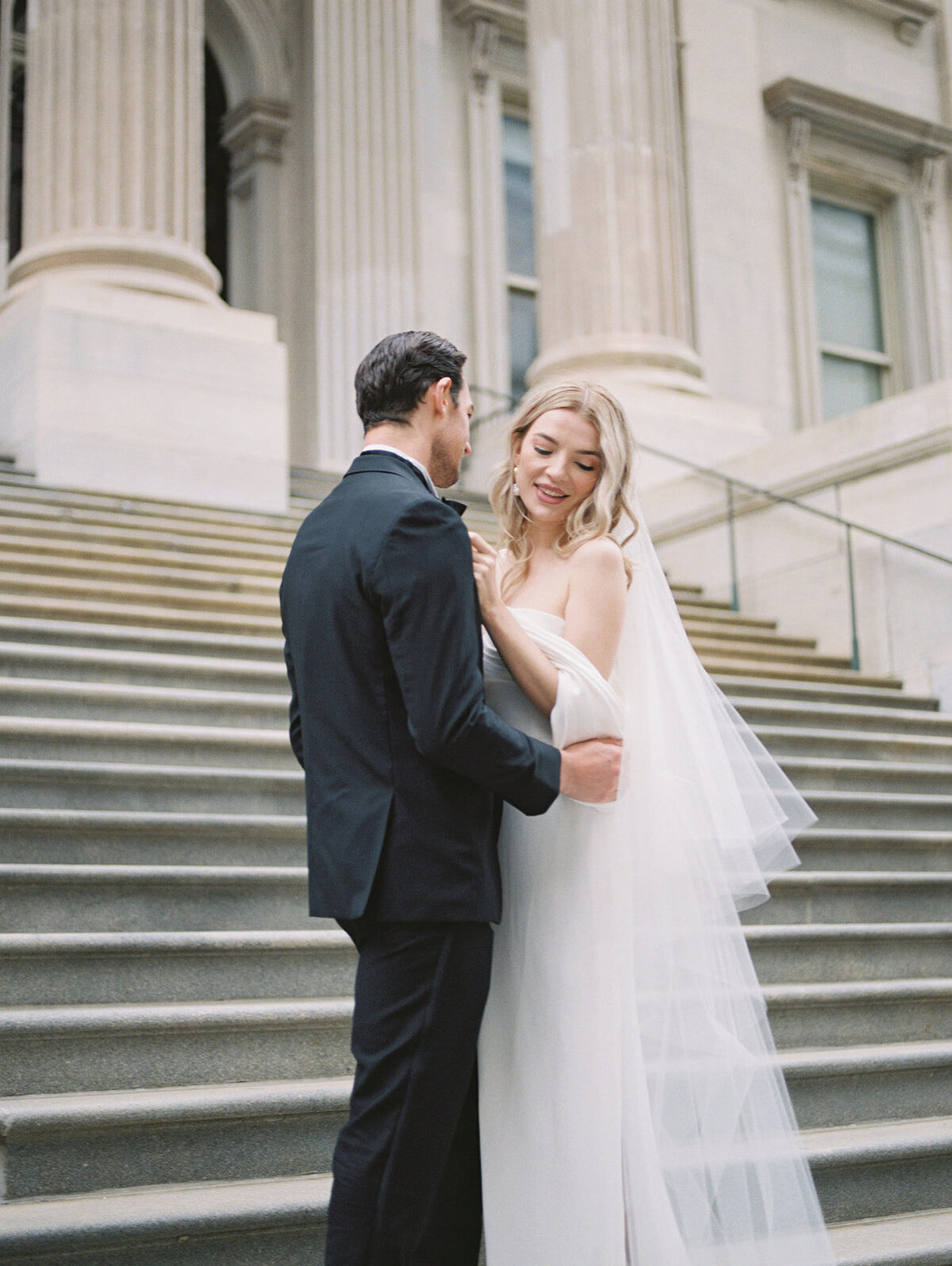 The Plaza Hotel - New York City - Elopement Wedding - Stephanie Michelle Photography - _stephaniemichellephotog - 39-R1-E001