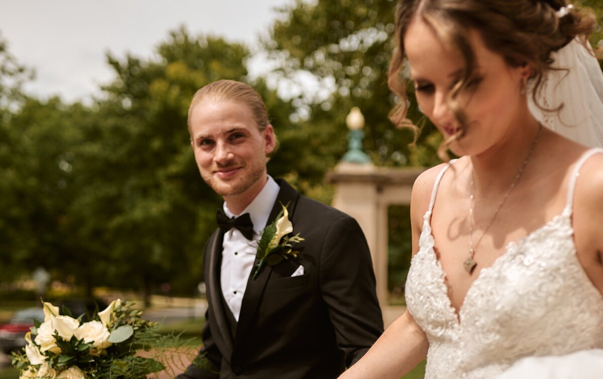 Cleveland wedding photographer