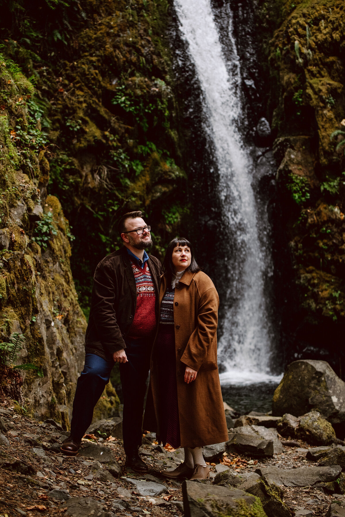 Columbia River Gorge waterfall adventure photo session
