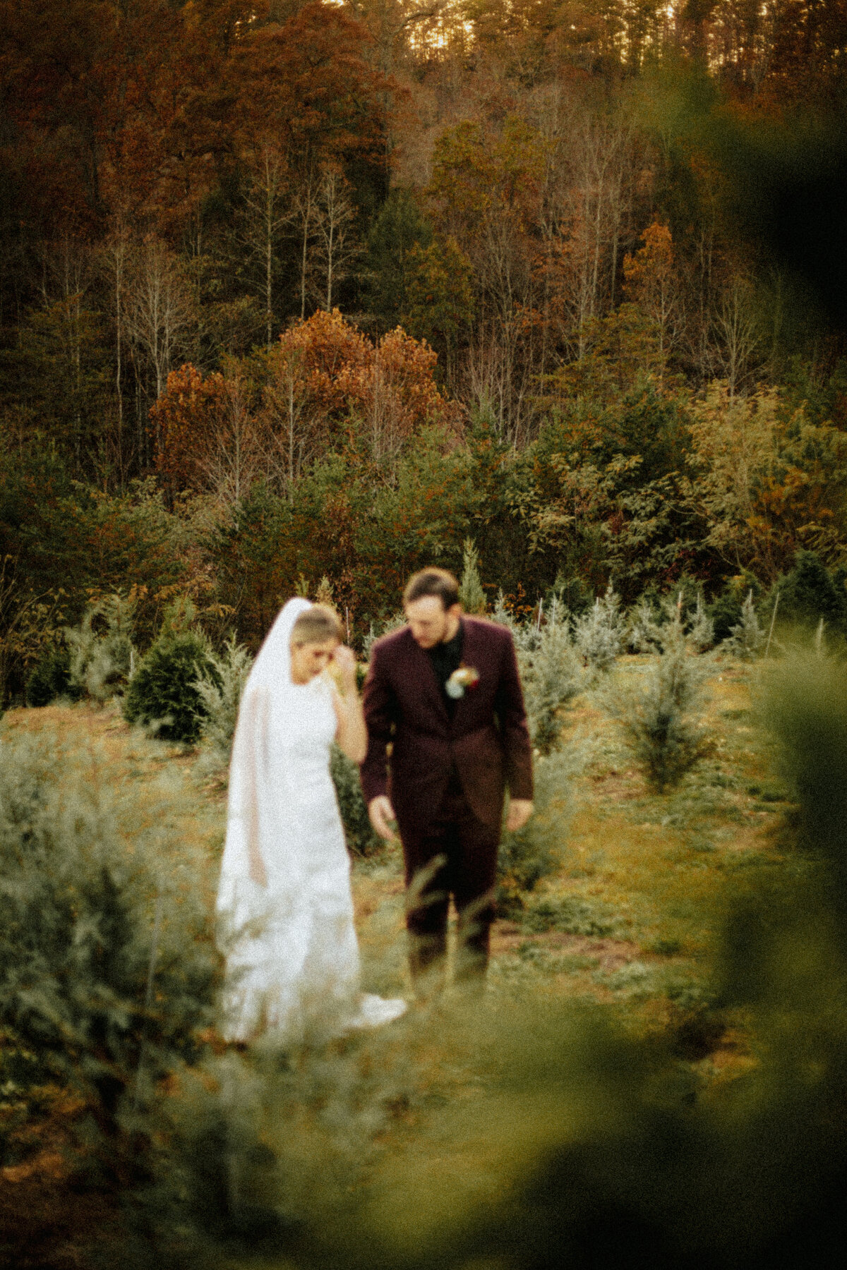 Emotive Nashville wedding photographer