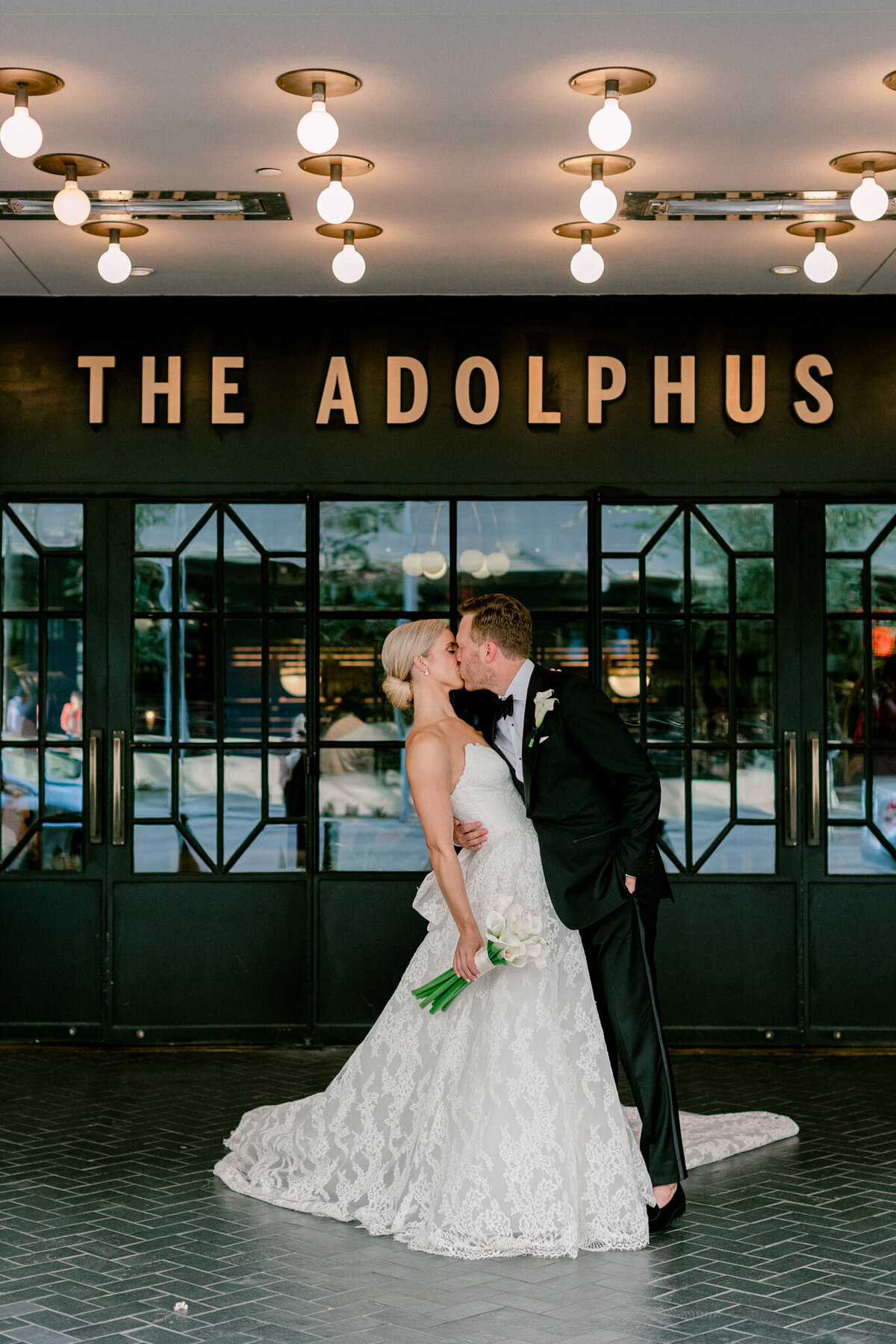 Katelyn & Kyle's Wedding at the Adolphus Hotel | Dallas Wedding Photographer | Sami Kathryn Photography-12